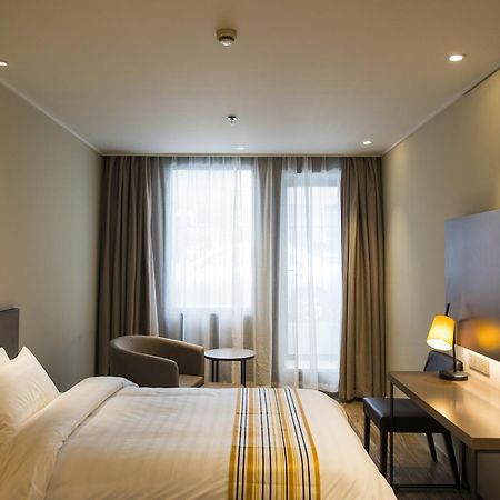 Home Inn Plus Shanghai Zhangjiang Park Kültér fotó