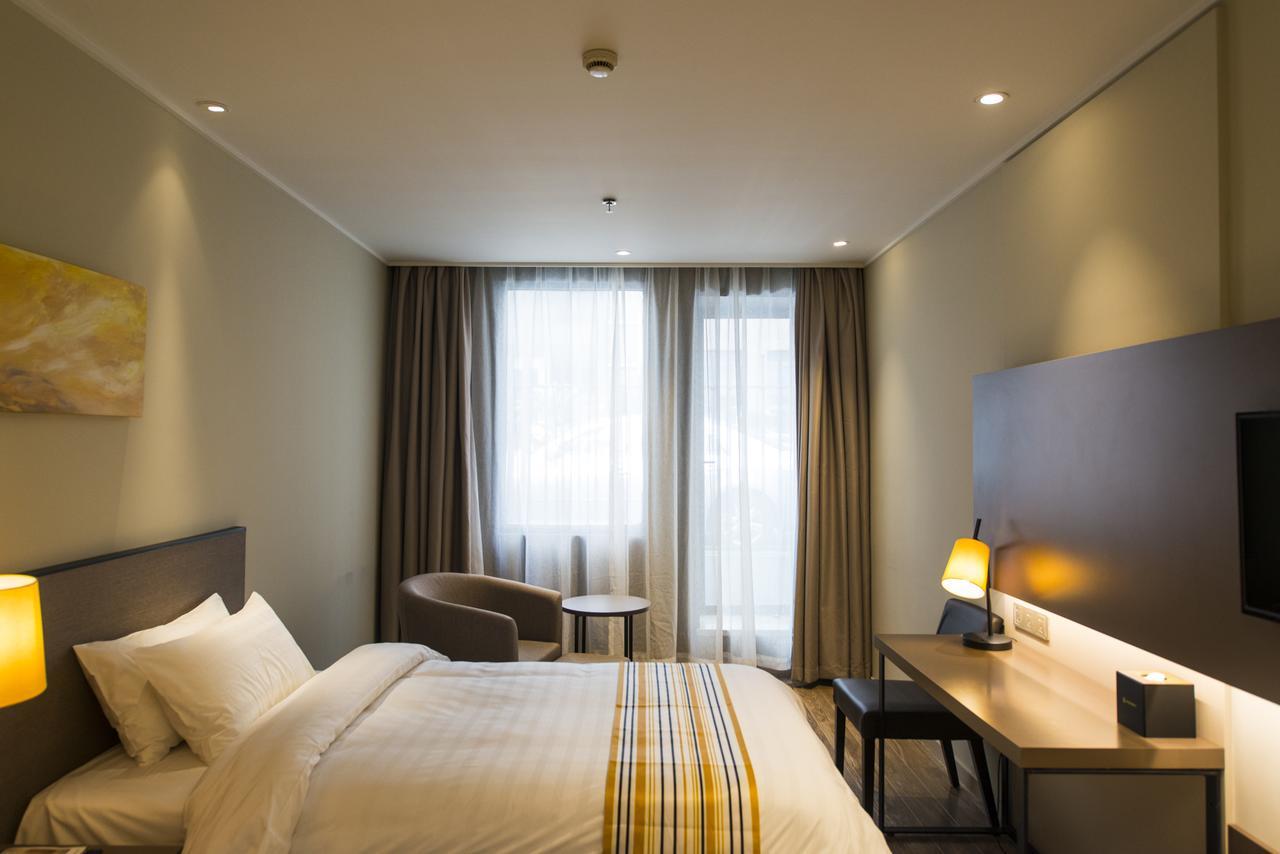 Home Inn Plus Shanghai Zhangjiang Park Kültér fotó