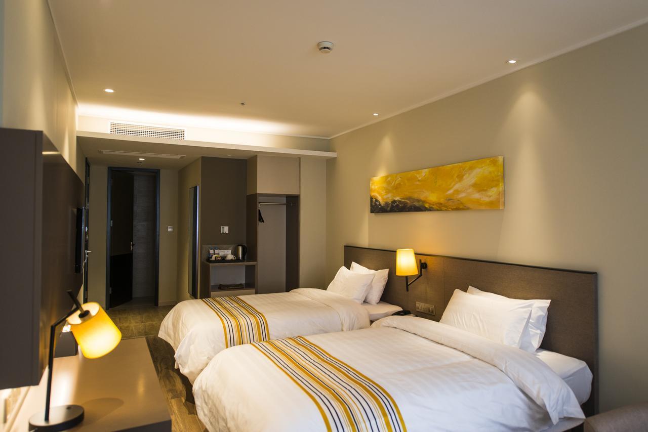 Home Inn Plus Shanghai Zhangjiang Park Kültér fotó